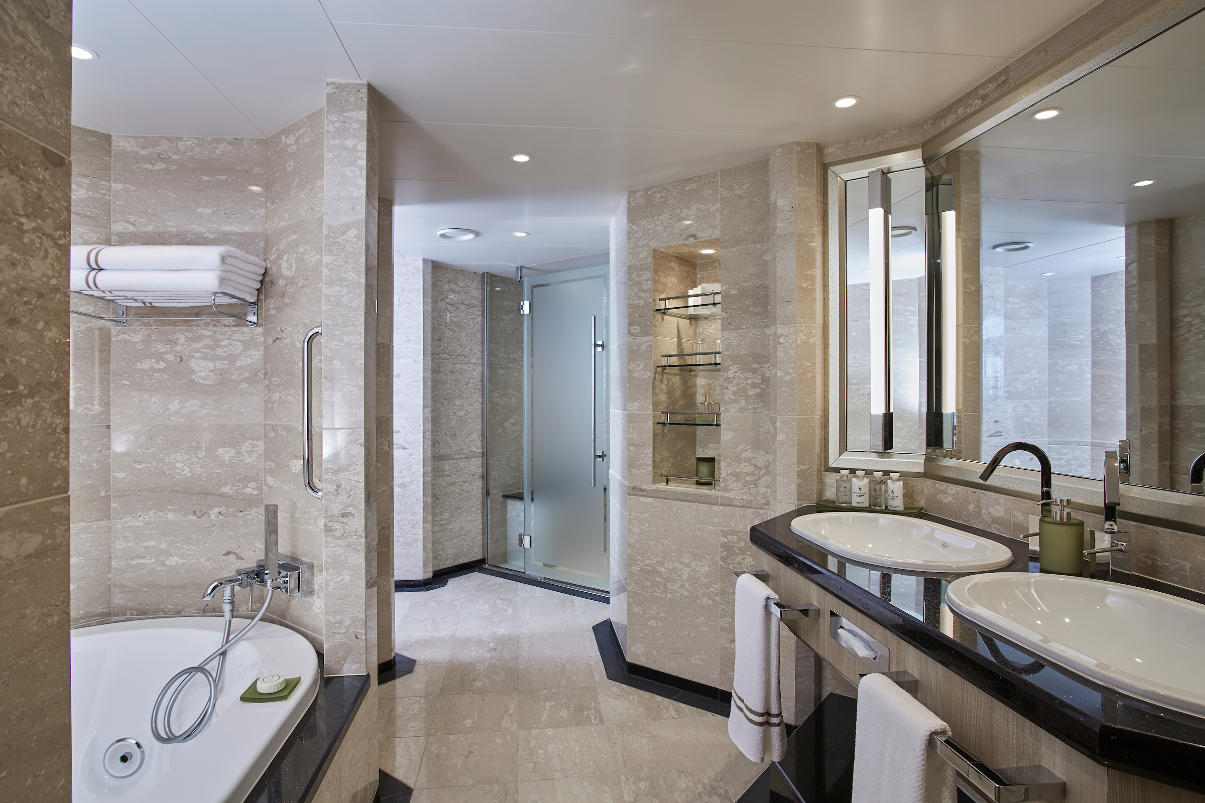 Silversea - Silver Muse - Accommodation - Owner's Suite 1.jpg
